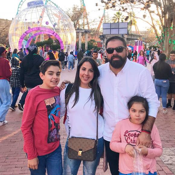 Meet your Posher, Desiree - Picture 1 of 1